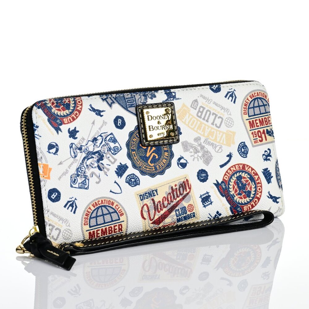 Dooney & Bourke Wallet Wristlet-Disney Vacation Club